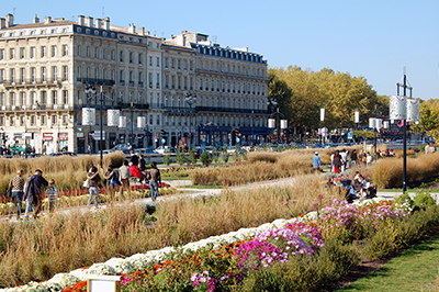 BORDEAUX – Aménagement des quais de la Garonne<BR/>équipe Moe : Corajoud-Salliot-Taborda mandataire (Y.Salliot, directeur de projet)-C.Corajoud-Atelier R- P.Gangnet- L.Duplantier, L.E.A (F.Romersa, chef de projet), JM Llorca, JFL – Moa : CUB